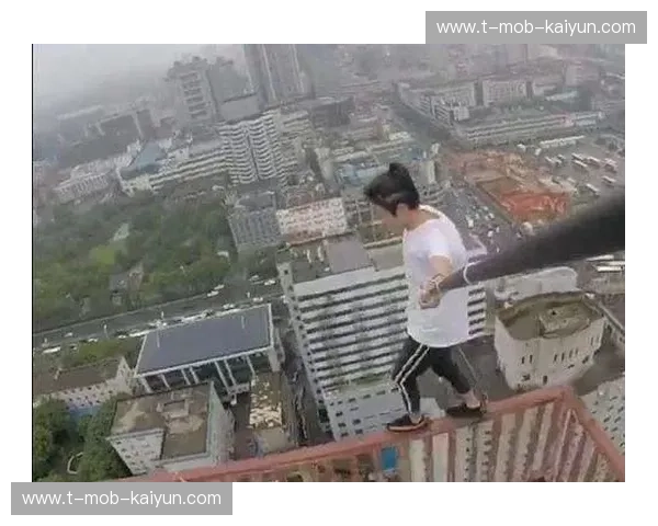 凯云体育队——挑战极限,勇攀巅峰 凯云体育队——挑战极限,勇攀巅峰